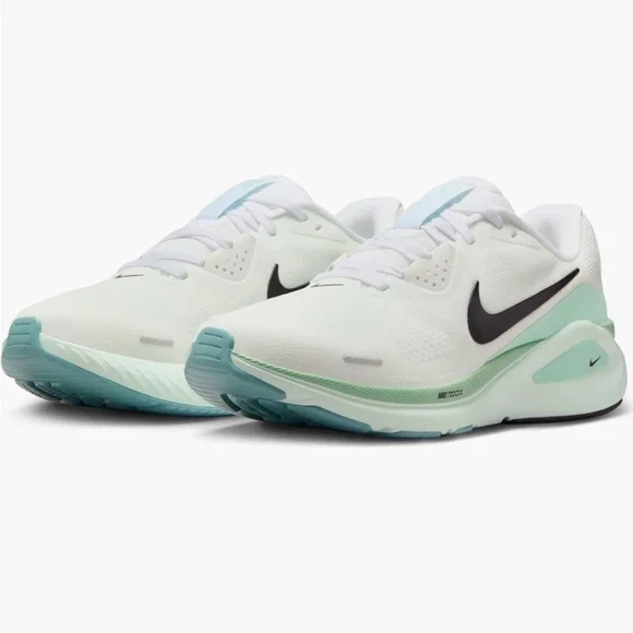 Women’s Nike structure 26 - Picture 4 of 5